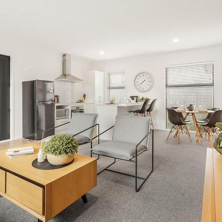 Modern And Central With 2 Ensuites -By Kosh Bnb Hamilton Kültér fotó