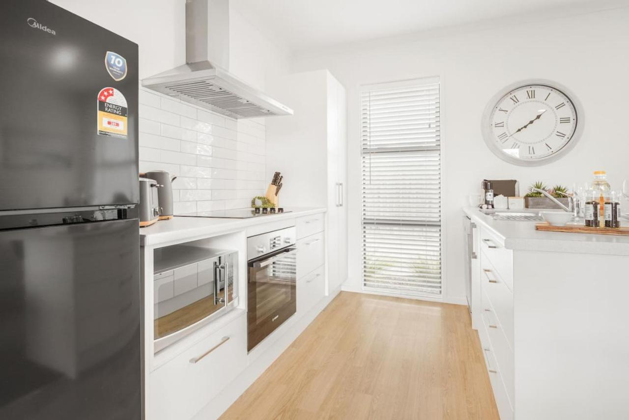 Modern And Central With 2 Ensuites -By Kosh Bnb Hamilton Kültér fotó