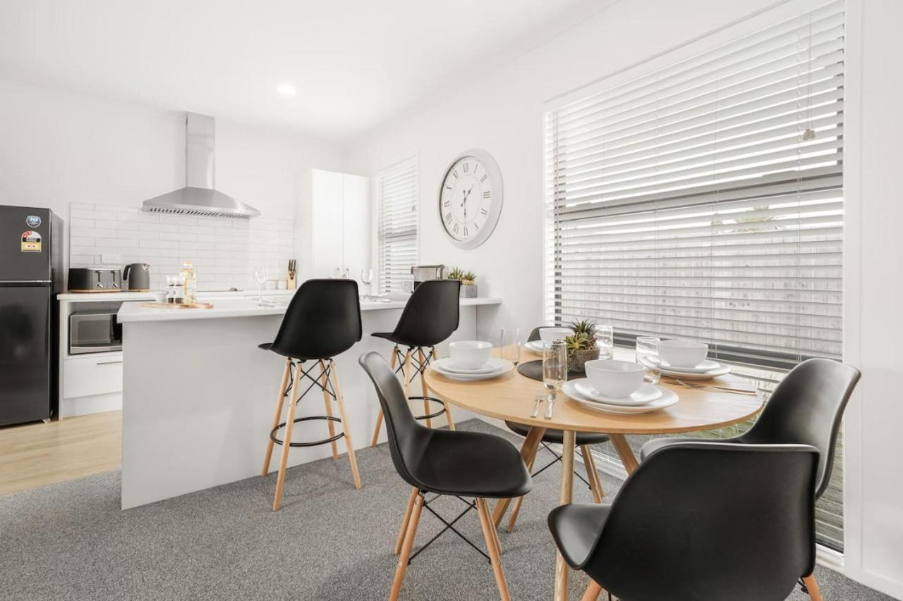 Modern And Central With 2 Ensuites -By Kosh Bnb Hamilton Kültér fotó